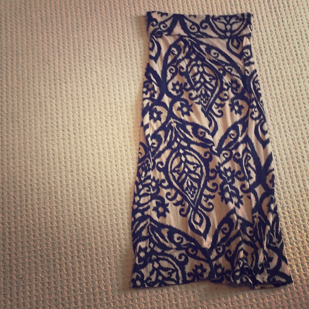 Bluetique maxi skirt